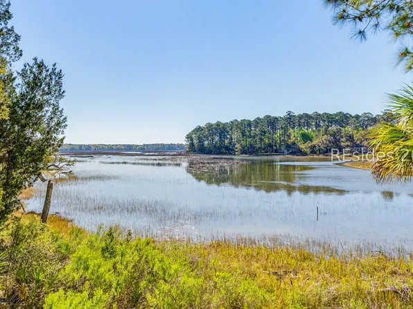 2 S Oak Forest Dr, Okatie, SC 29909