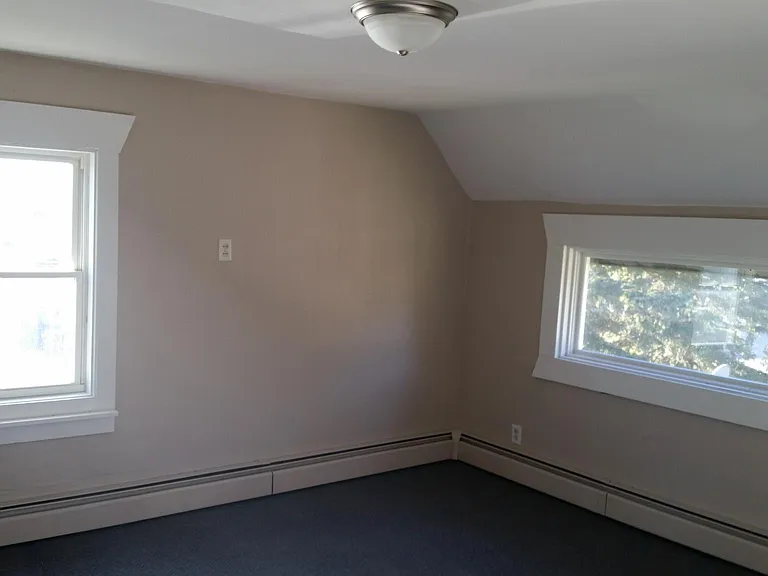 109 E Ash Ave — Photo 10