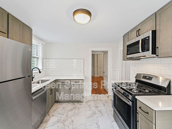 2nd image of 58 Lincoln Ave APT 4