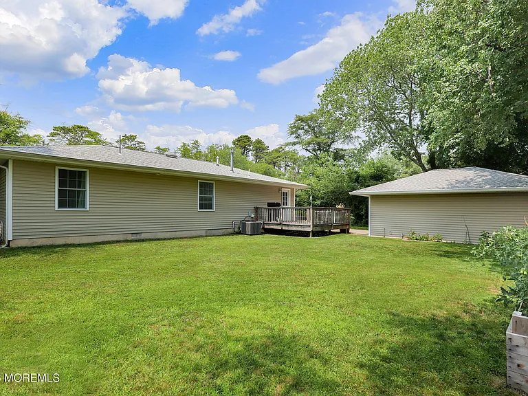 313 Oleary Ave — Photo 8