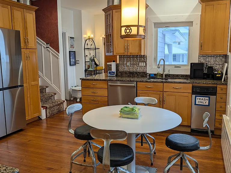 81 Coburn St #2 — Photo 14