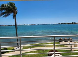 6105 Bahia Del Mar Cir APT 283, Saint Petersburg, FL 33715