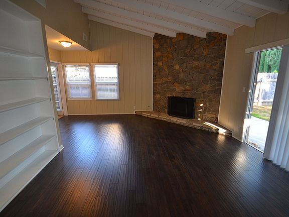 3rd image of 16817 Valerio St