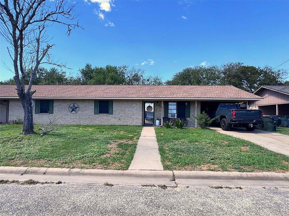 2nd image of 207 Cactus St