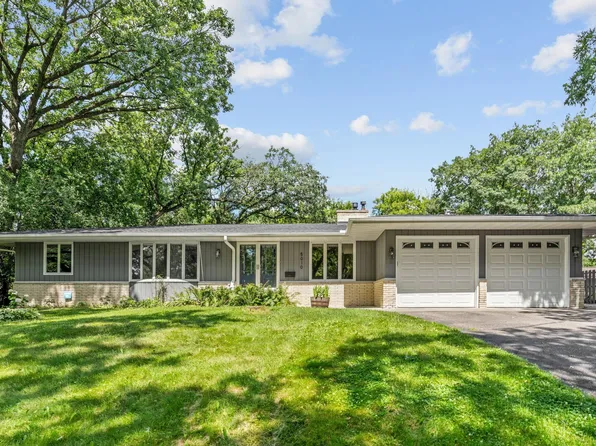 5010 Diane Dr, Minnetonka, MN 55343