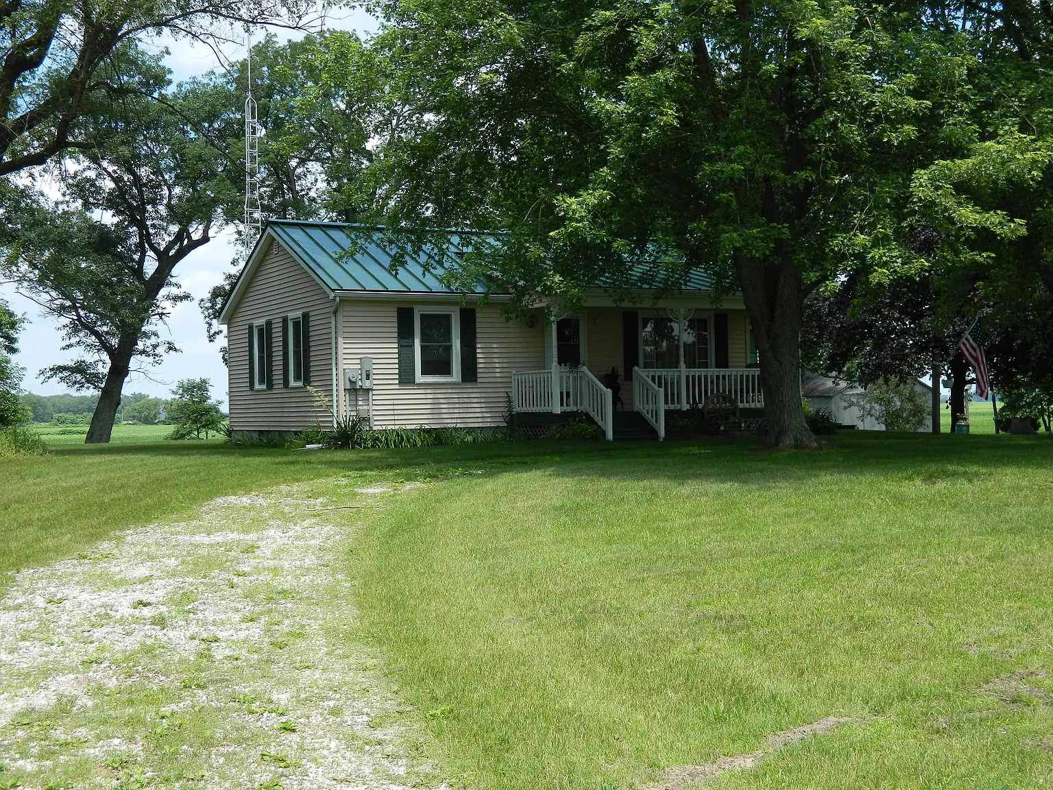 14156 W 550 N photo 1