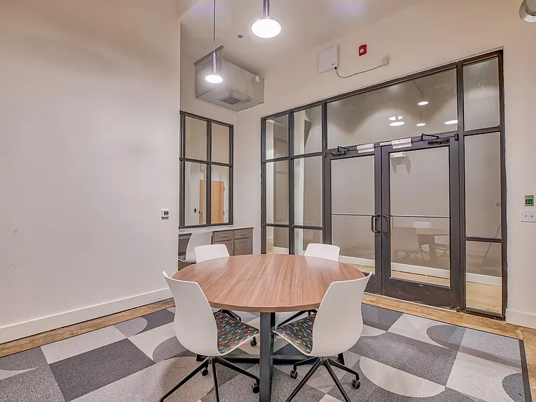 Port City Apartments — Photo 32