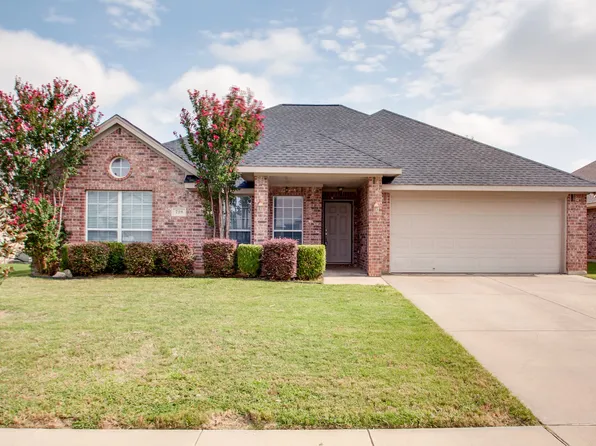 728 Snapper Dr, Burleson, TX 76028