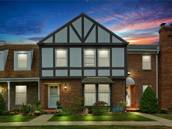 318 Windsor Rdg Unit 15, New Castle, PA 16105