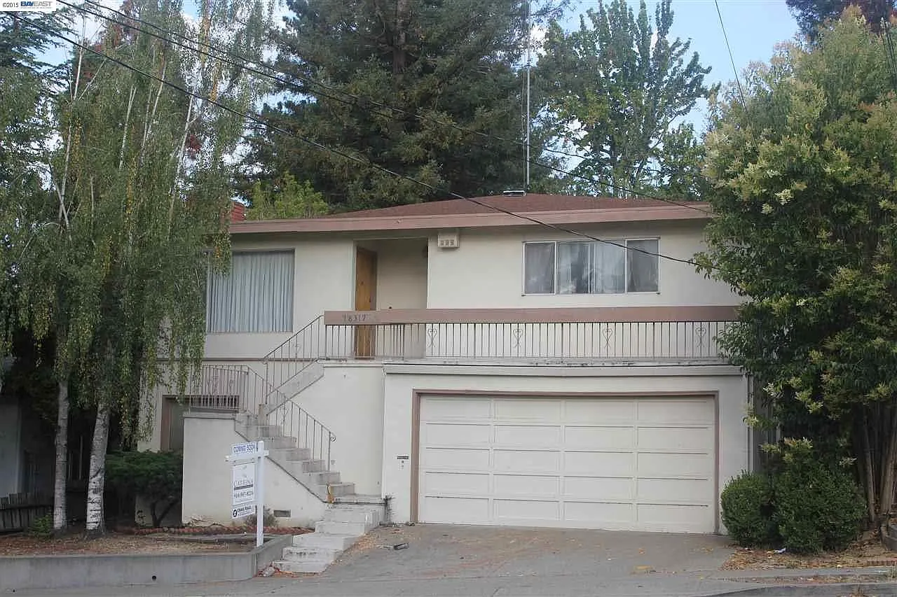 18317 Redwood Rd photo 1