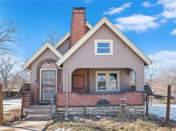 7220 Wabash Ave, Kansas City, MO 64132