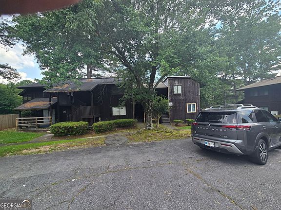 2nd image of 29 Quail Run #B