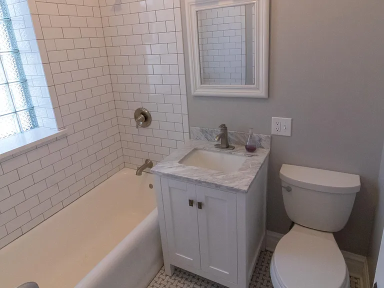 En Suite bathroom