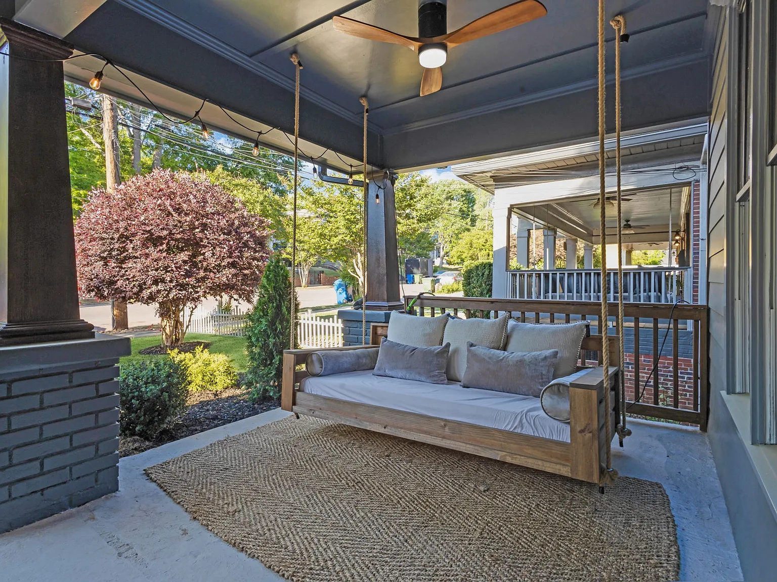 5 bed, 4000 sqft, $9,900 — Photo 3