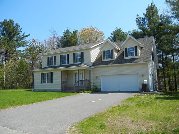 3rd image of 12 Hidden Pines Dr