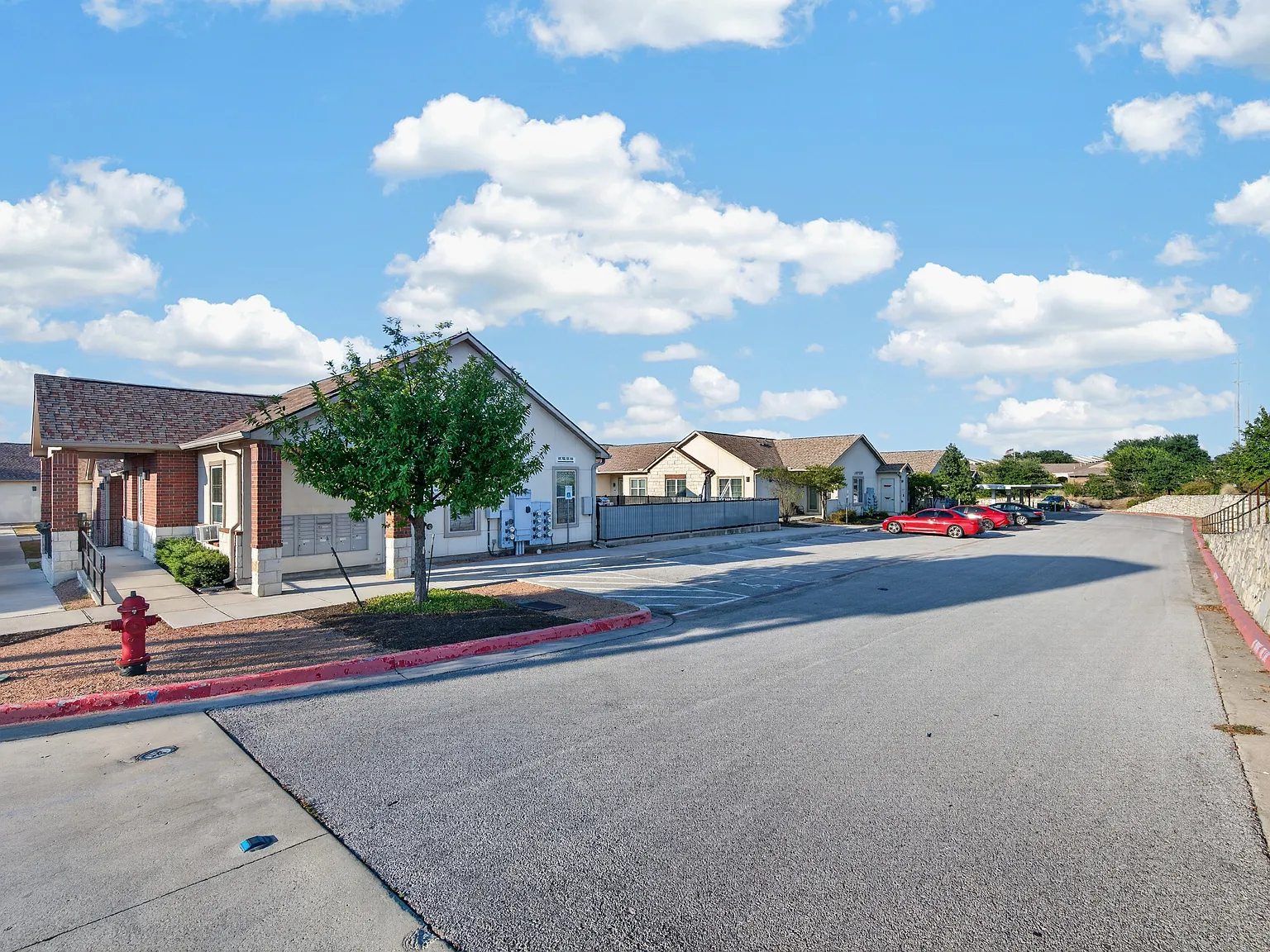 2400 Louis Henna Blvd — Photo 4