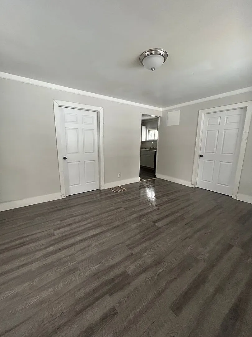 1 bedroom 1 bath House — Photo 2
