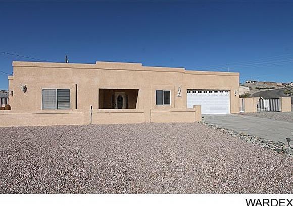 1st image of 3051 Douglas Dr