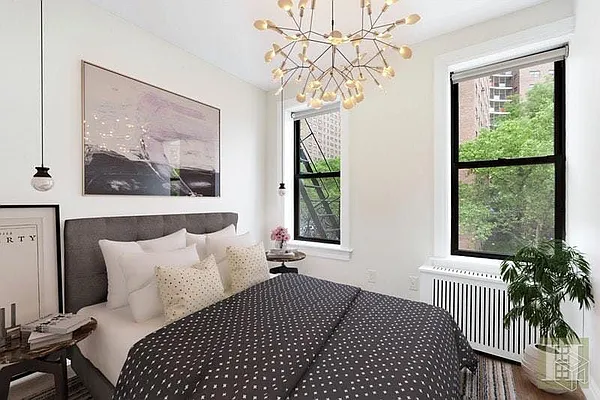 Rented by Halstead Real Estate | media 32