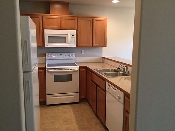 2nd image of 16615 53rd Avenue Ct E