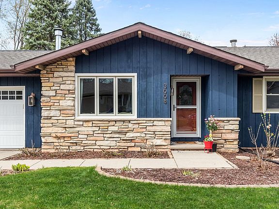 2nd image of 3008 E Killdeer Ln