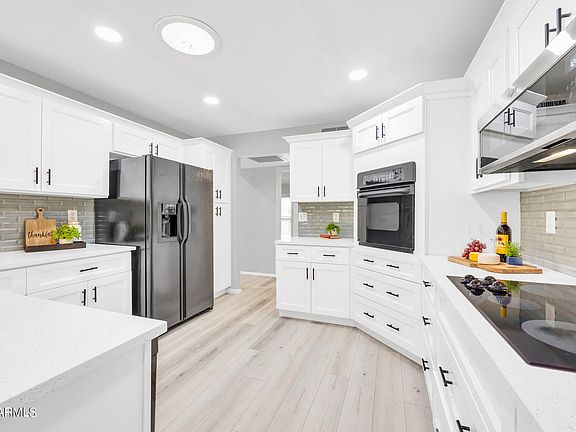 4th image of 19010 N 143RD Avenue