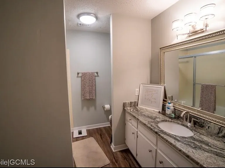 2605 Venaro Ct — Photo 12