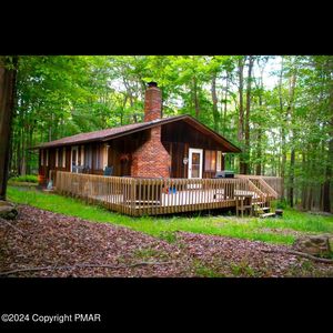 23 W Creek View Dr, Gouldsboro, PA, 18424
