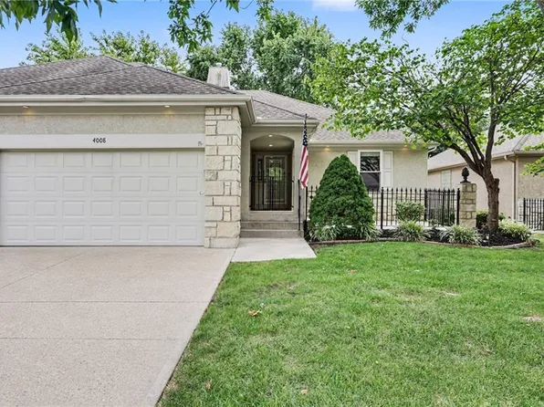 4008 SW Homestead Dr, Lees Summit, MO 64082