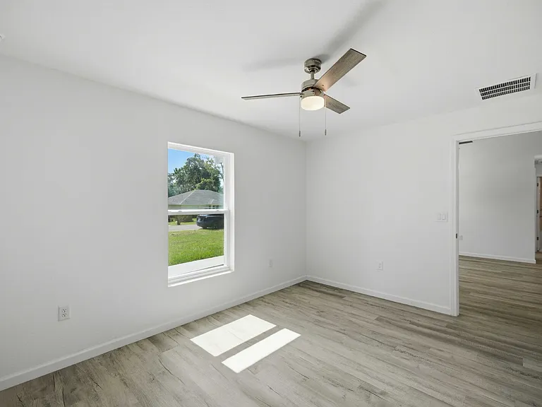 6488 NW 13th Ave — Photo 14