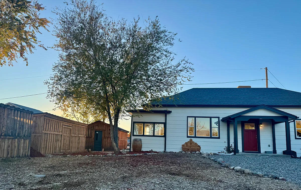 House side - 3066 D Rd