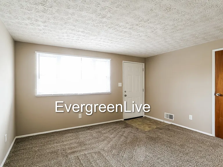 1799 Penfield Rd E — Photo 3