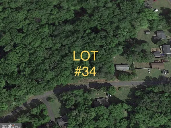 34 Hidden Lake Dr, Montross, VA 22520