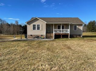 643 Soybean Dr, Appomattox, VA 24522