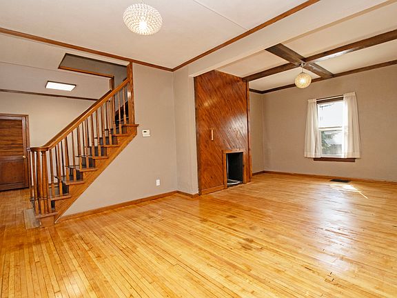 5th image of 818 7th Ave N