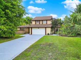 4913 SW 147th Ct, Miami, FL 33185