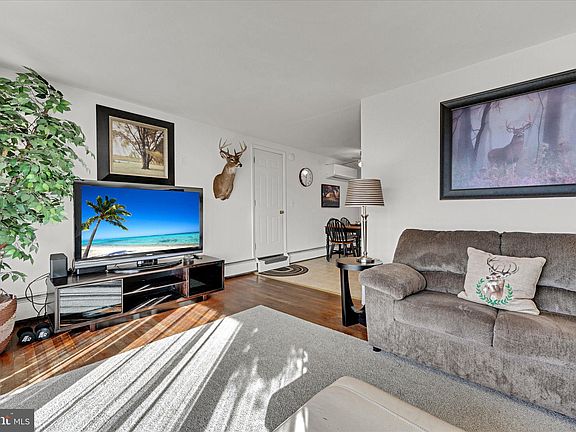 5th image of 249 Martic Heights Dr