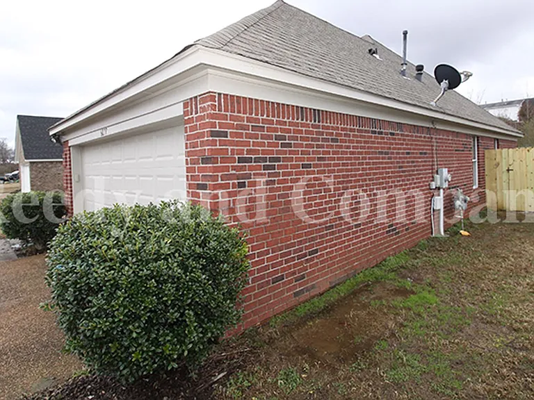 6077 Wills Way Cir S — Photo 3