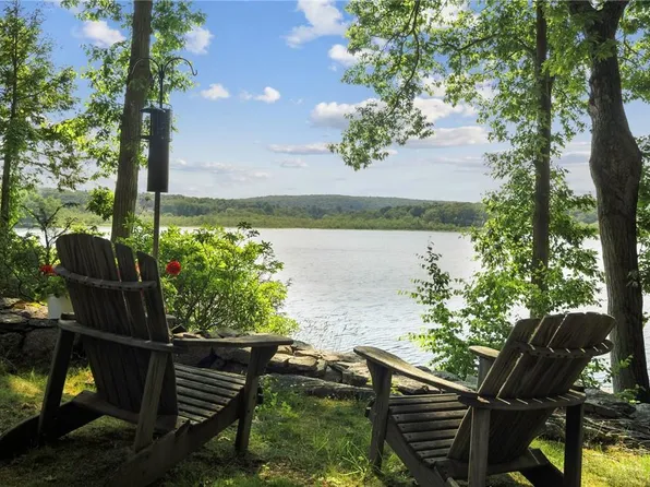 48 Bishop Park Road, Pound Ridge, NY 10576