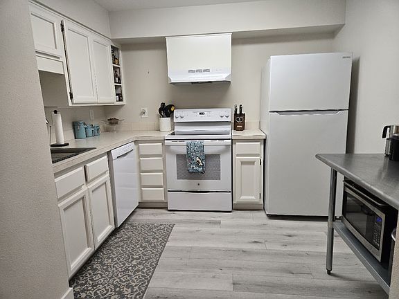 4th image of 8720 SW Tualatin Rd APT 321