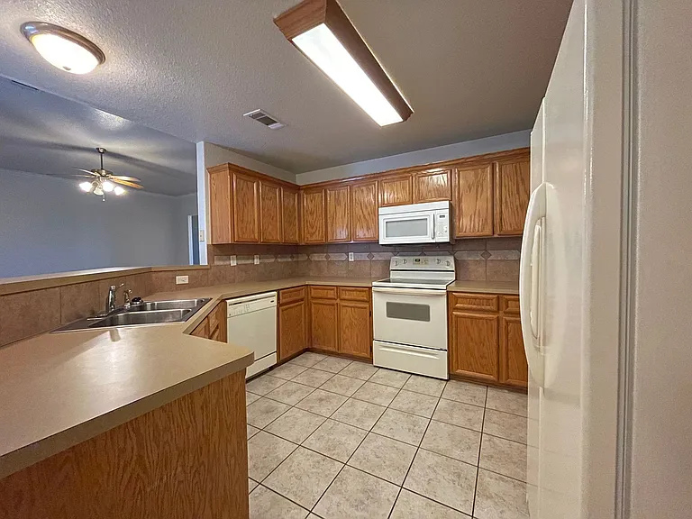257 English Ln — Photo 6