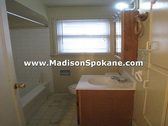 5th image of 2839 W Hoffman Ave