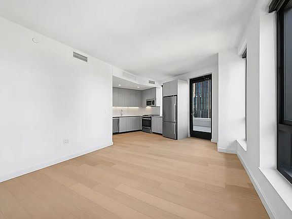 2nd image of 567 Fulton St #37M