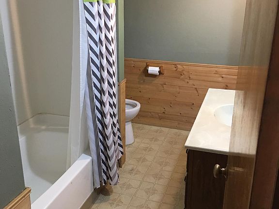 3rd image of 2601 S Cornelia St #2601