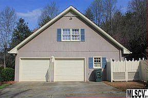 2nd image of 445 Tremont Park Dr SE