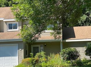 73 Belmont Dr, Saratoga Springs, NY 12866