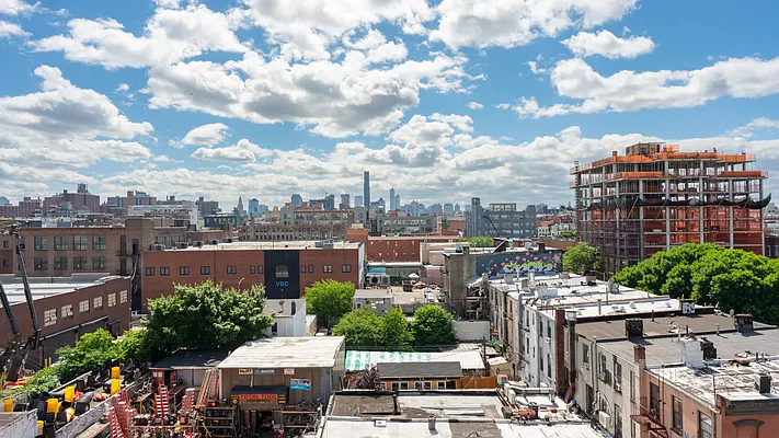 Rented by Nooklyn NYC LLC | media 9