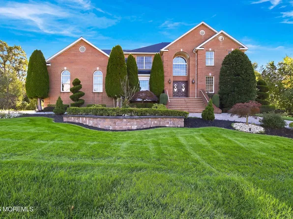 309 Flower Ln, Morganville, NJ 07751