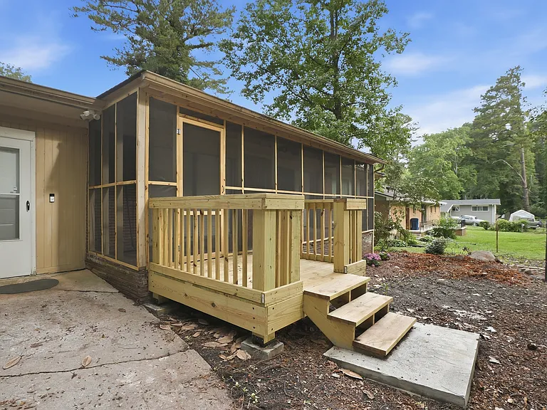 3178 Dogwood Dr — Photo 16