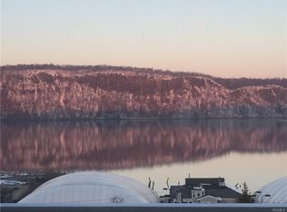 27 Maple Ave APT 3A, Hastings On Hudson, NY 10706